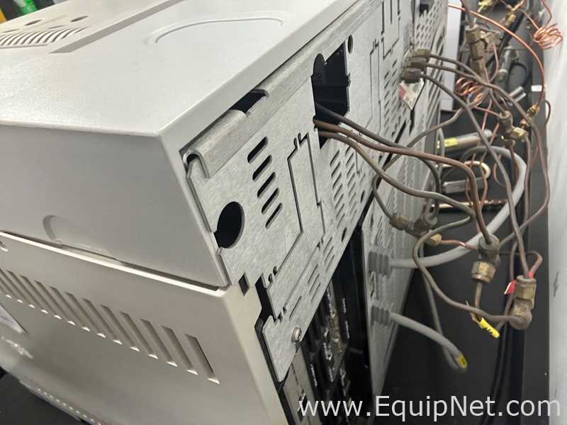 Agilent Technologies 6890A Gas Chromatograph GC