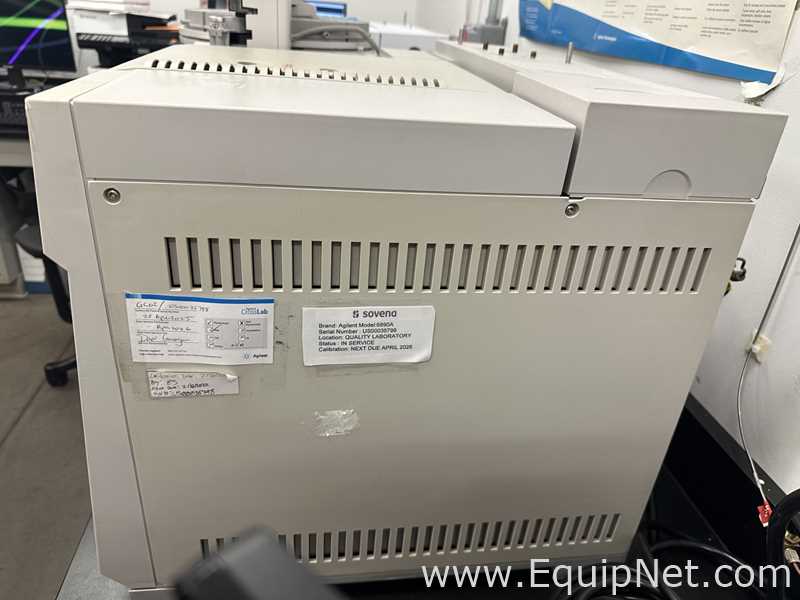 Agilent Technologies 6890A Gas Chromatograph GC