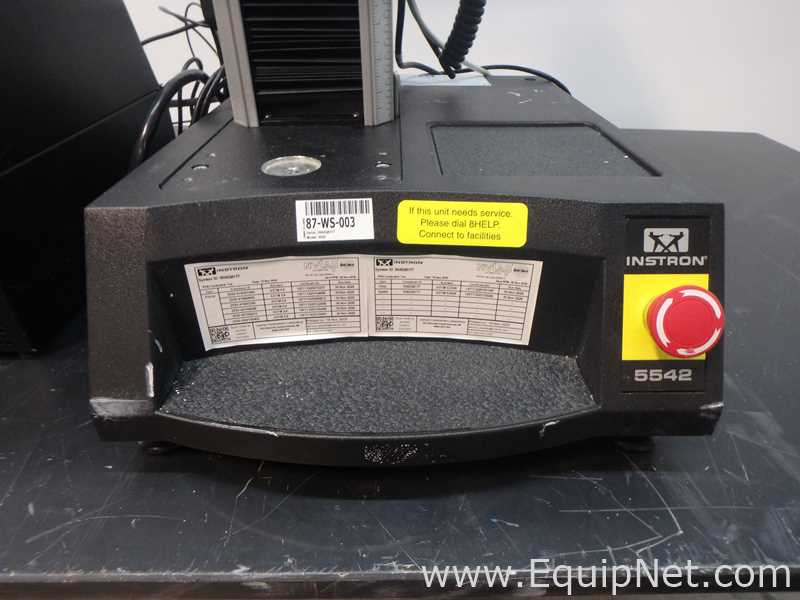 Equipo de verificación o medición electrónica Instron 5542