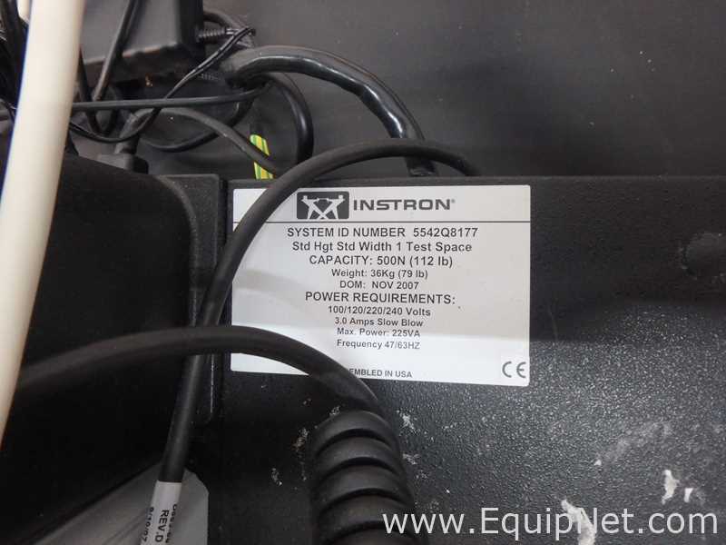Equipo de verificación o medición electrónica Instron 5542