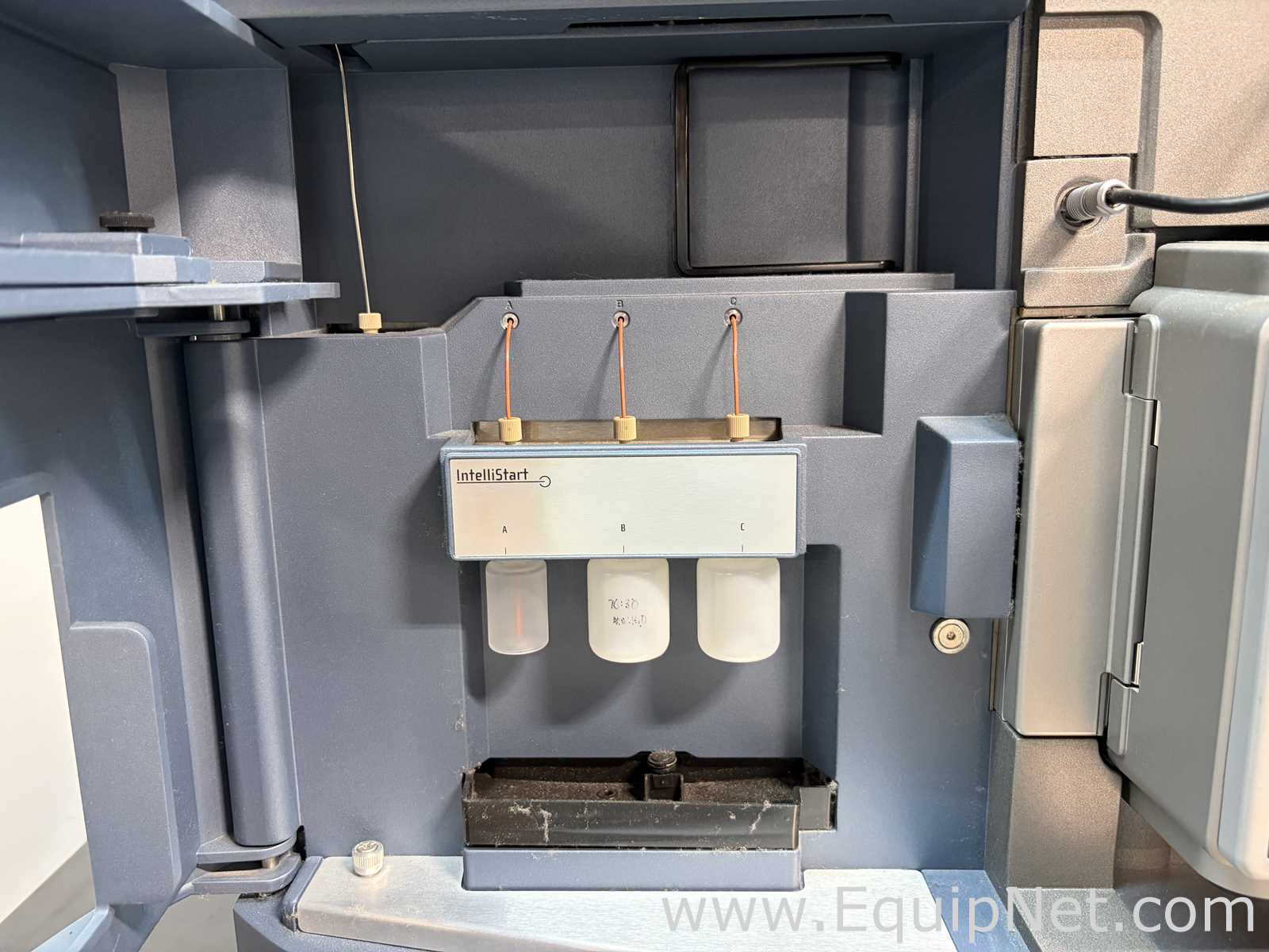 Waters Xevo TQ-S Mass Spectrometer With Binary Solvent Manager Sample Manager and 2 Dry Scroll Pumps