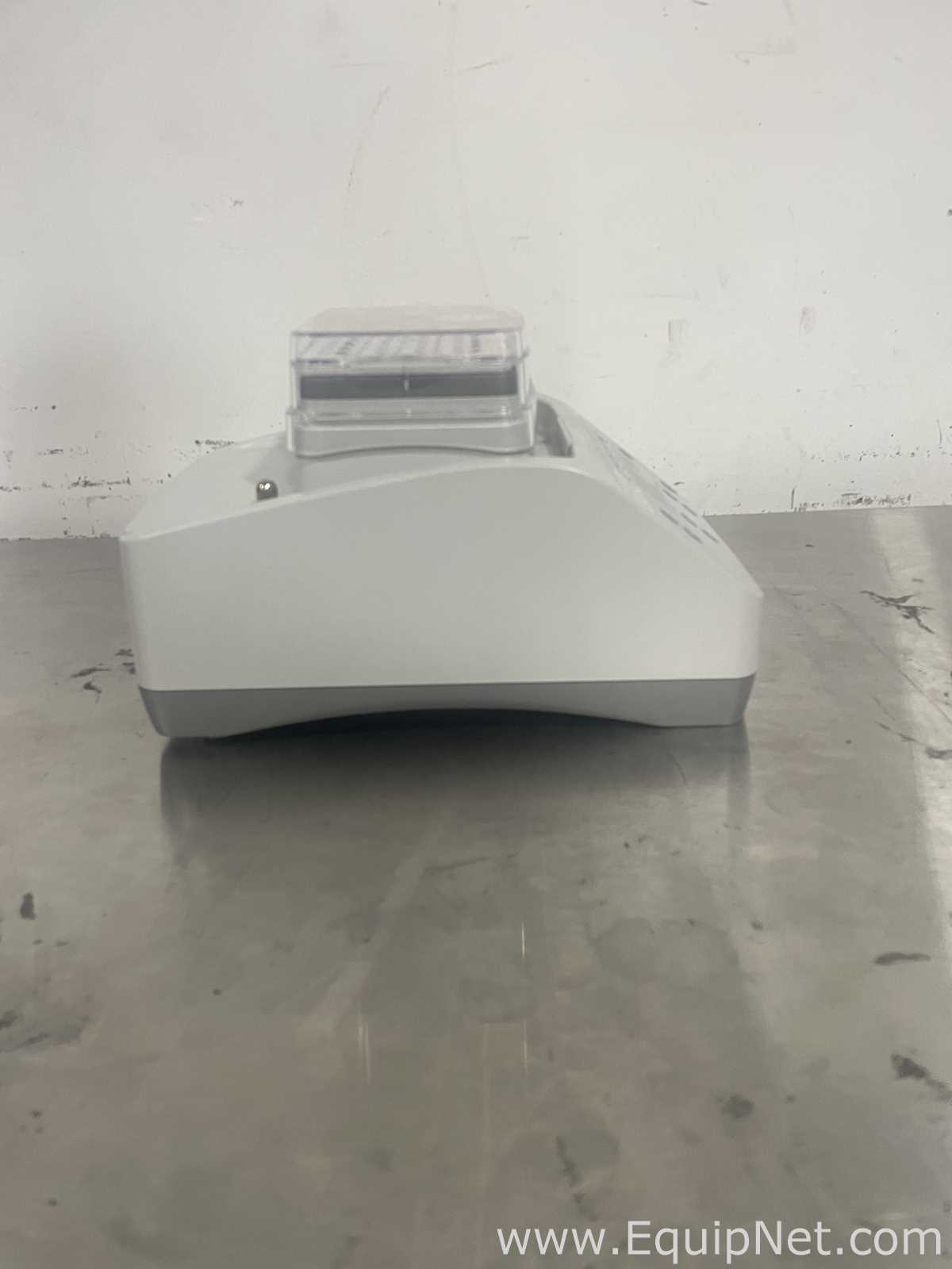 Mezclador de Laboratorio Eppendorf 5384
