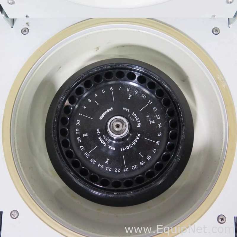 Eppendorf 5417C Benchtop Centrifuge