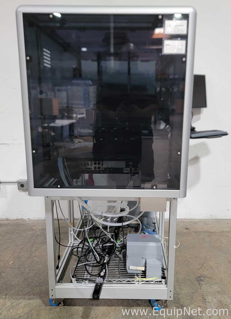 Hamilton Microlab STARlet Liquid Handler with Vacuubrand CVC3000 Vacuum Controllers