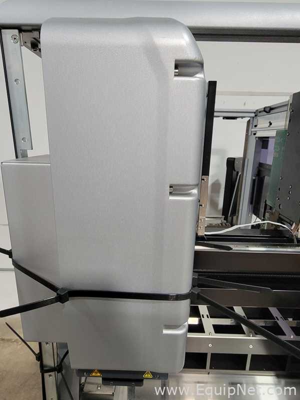 Hamilton Microlab STARlet Liquid Handler