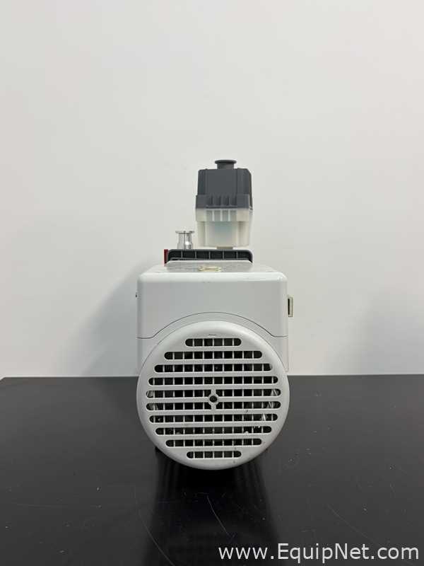 Agilent 7890B GC System With 7000C GC/MS Triple Quad 7683 Series Injector and Vacuum Pump