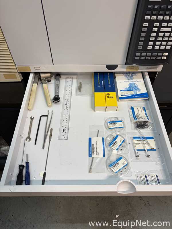 Agilent 7890B GC System With 7000C GC/MS Triple Quad 7683 Series Injector and Vacuum Pump