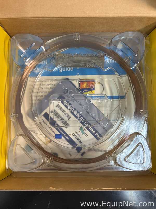 Agilent 7890B GC System With 7000C GC/MS Triple Quad 7683 Series Injector and Vacuum Pump
