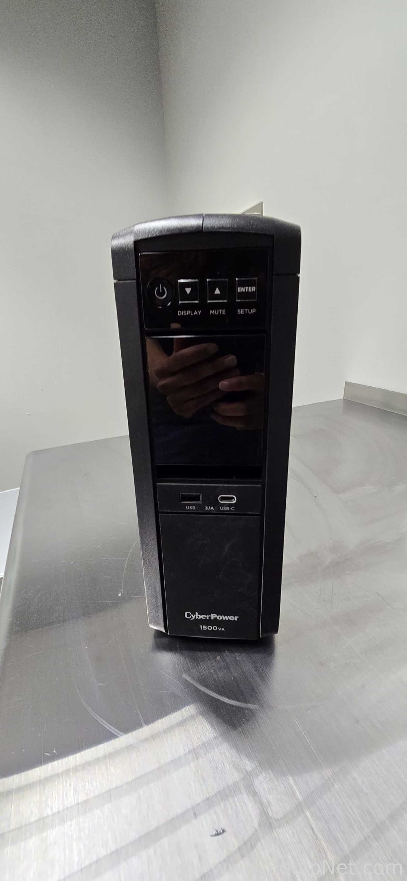 CyberPower 1500VA Sine Wave Battery Back-Up System Miscellaneous Lab Equipment