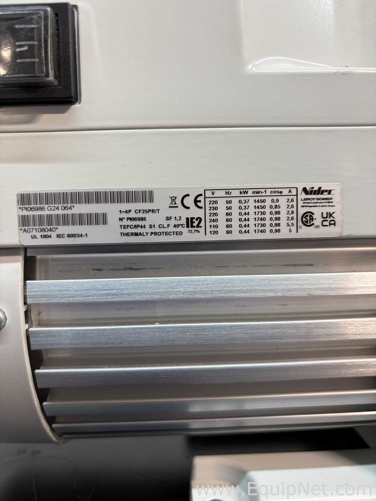 Edwards RV8 Dual-Stage Oil-Sealed Rotary Vane Vacuum Pump
