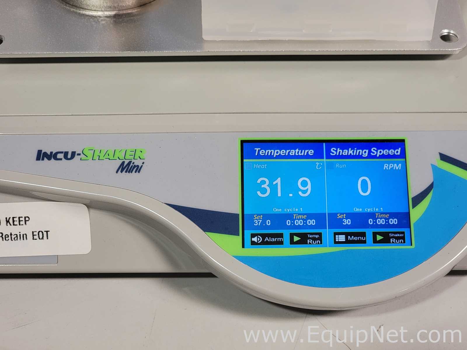 Incubadora Benchmark Scientific Incu-Shaker