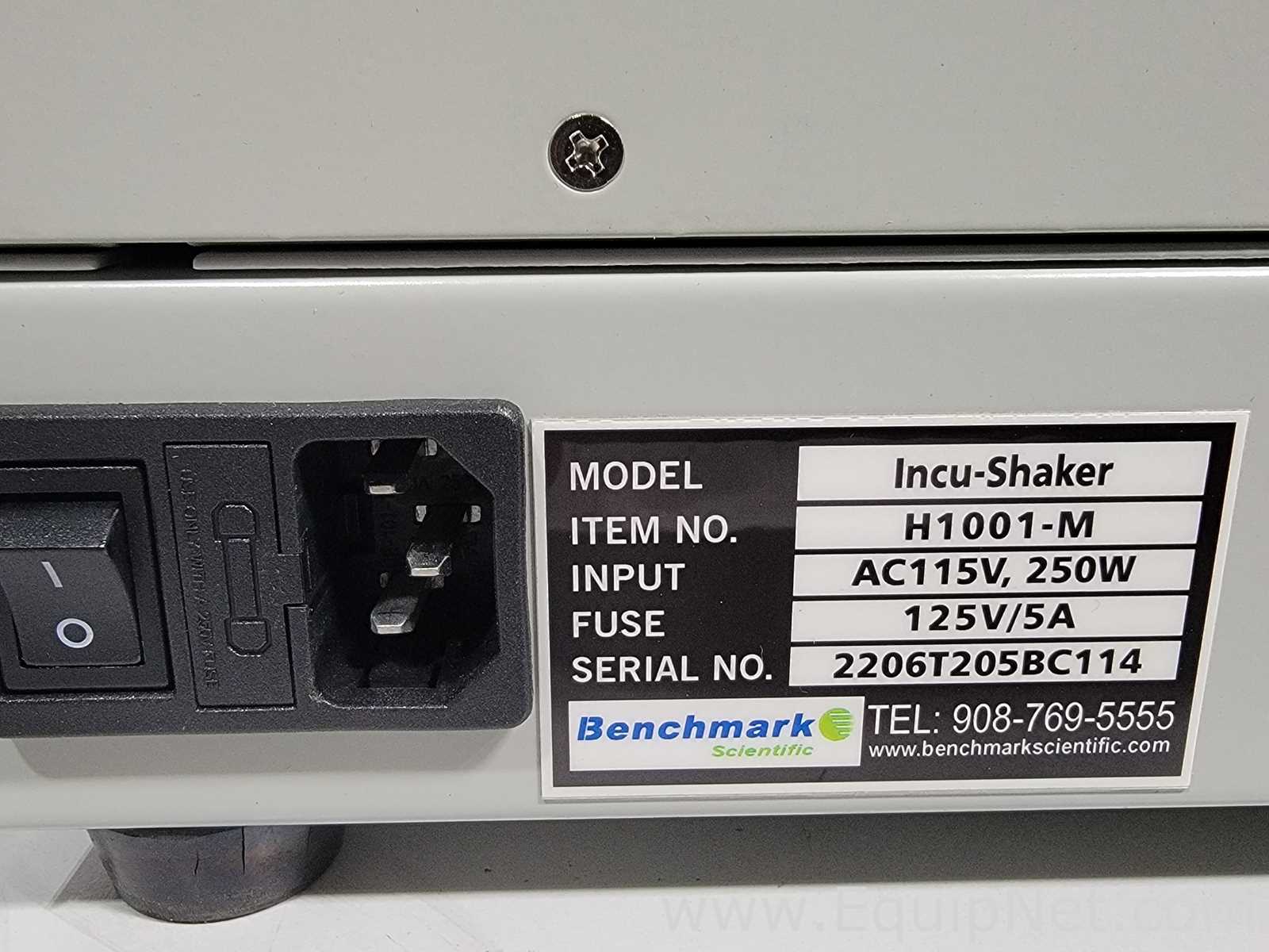 Incubadora Benchmark Scientific Incu-Shaker
