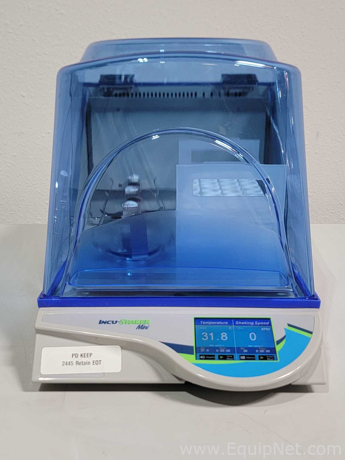 Incubadora Benchmark Scientific Incu-Shaker