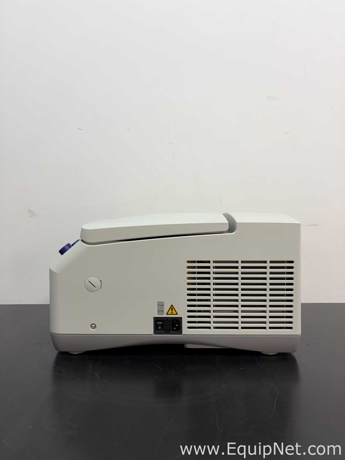 Eppendorf 5424 R Laboratory Centrifuge