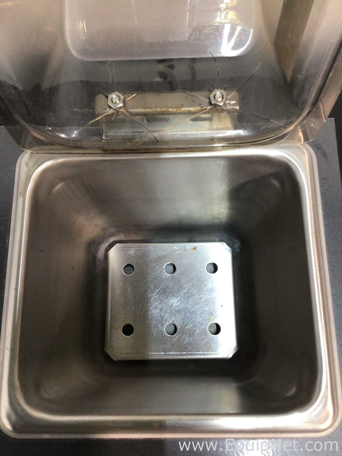 VWR Model 2L Digital Water Bath