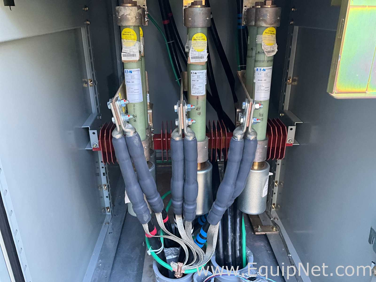 Eaton Medium Voltage Outdoor Switch Assembly 4.76 kV