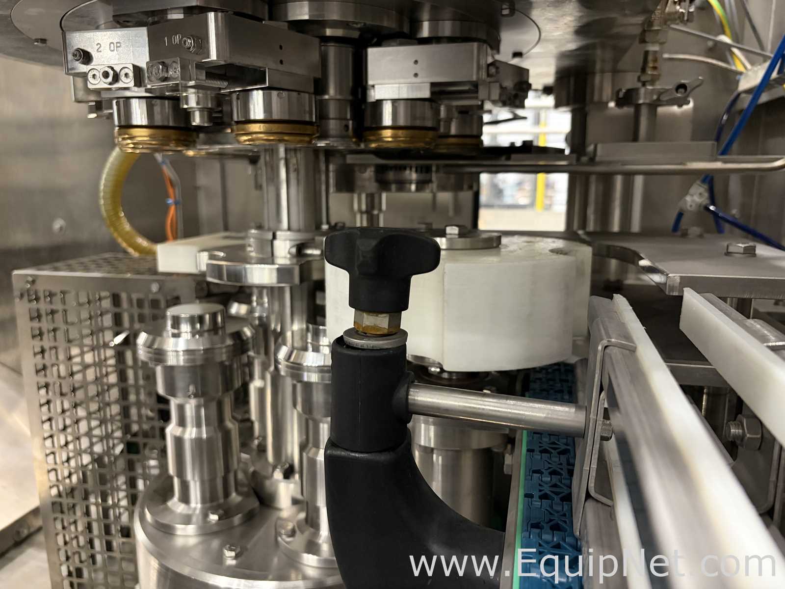 Krones Craftmate Can Filler with Zacmi Can Seamer