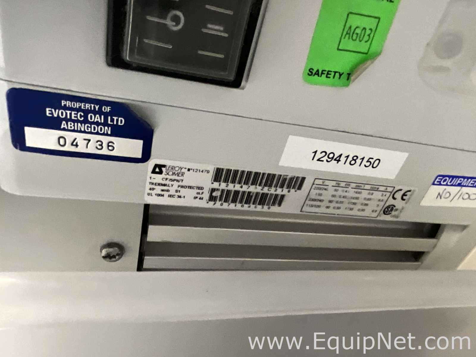 Gallenkamp OVA031.XX1.5 Laboratory Vacuum Oven with Edwards ELab2 Vacuum Pump