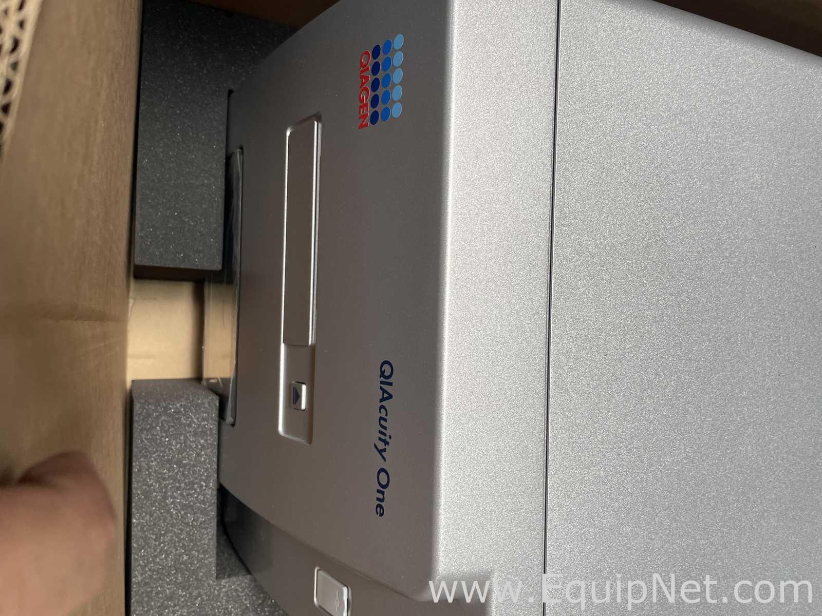 Qiagen QIAcuity One 5plex Digital PCR System