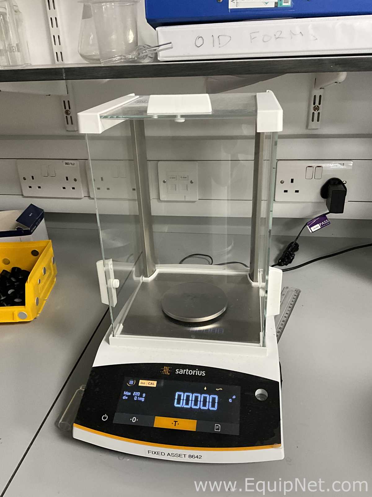 Sartorius BCE224I-1S Analytical Balance with Power Supply