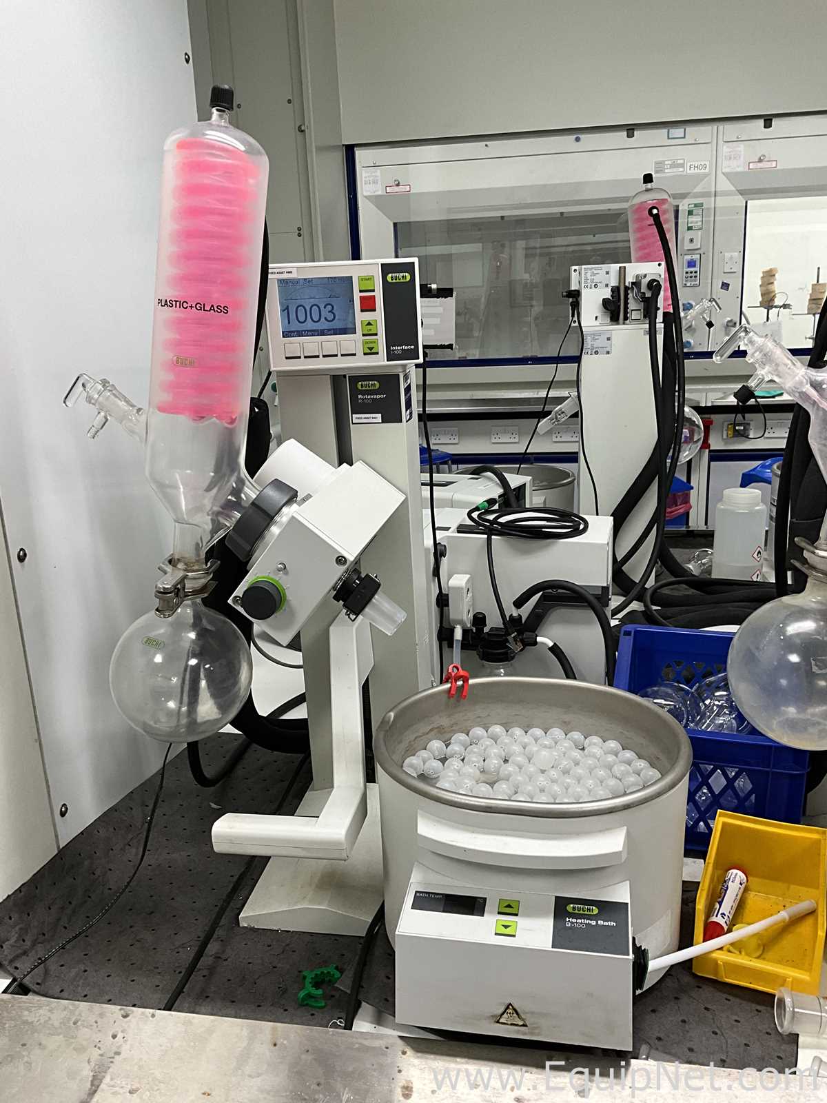 Buchi Labortechnik AG R-100 Evaporator With B-100 Heating Bath V-300 Vacuum Pump and I-100 Interface