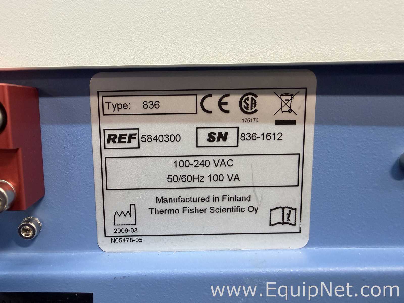 Dispensador de Reactivos Thermo Scientific 836