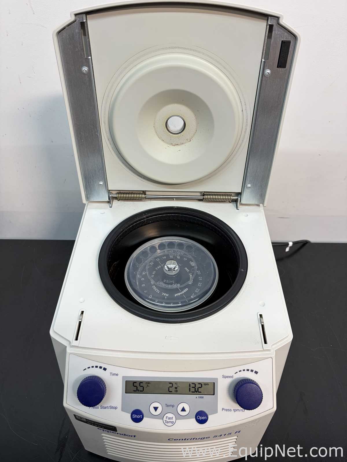 Centrífuga para Laboratórios Eppendorf 5415R
