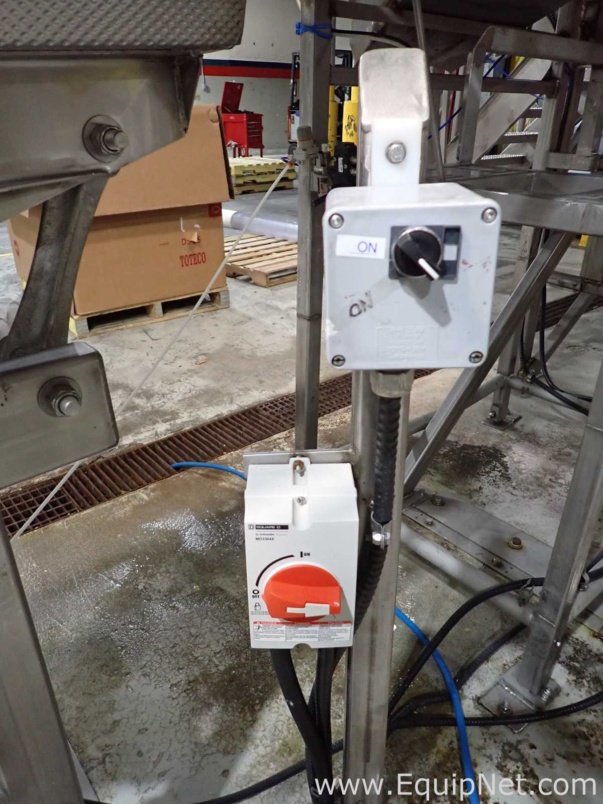 22X90 Vibratory Inspection Conveyor 30-15