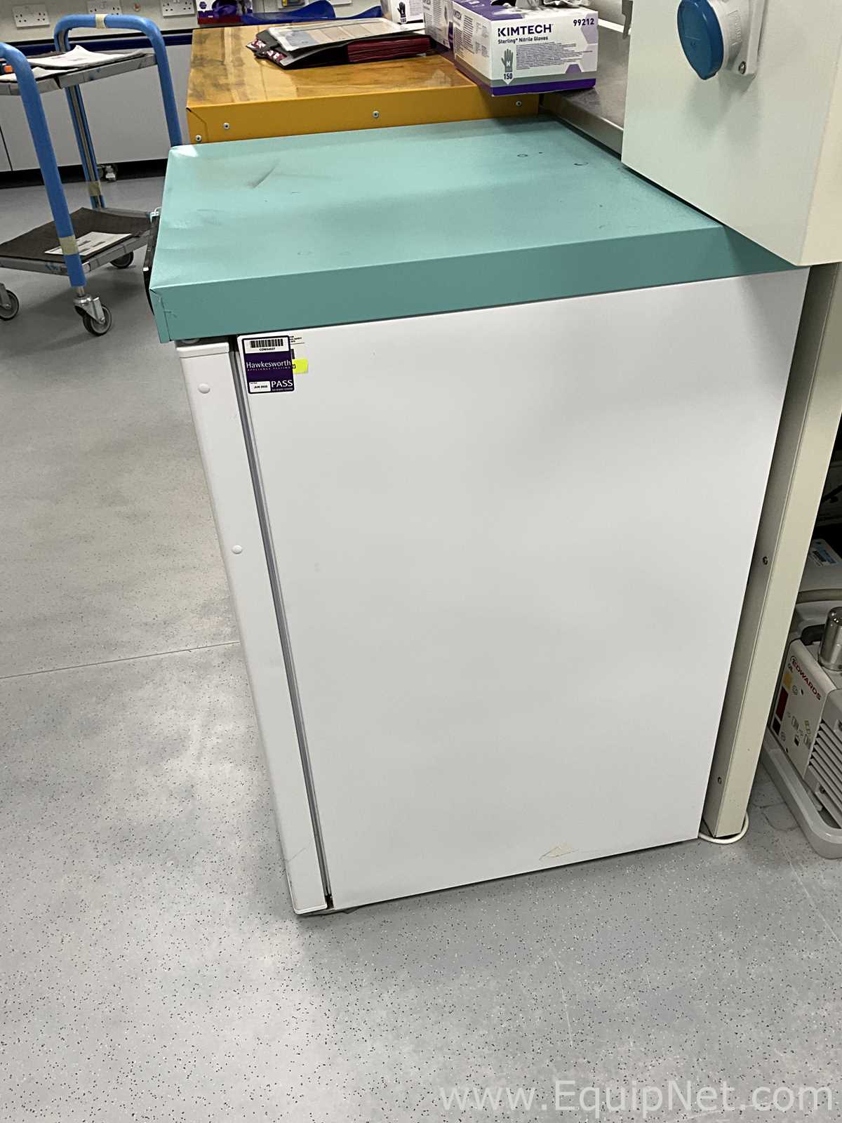 Lec Medical Undercounter Refrigerator