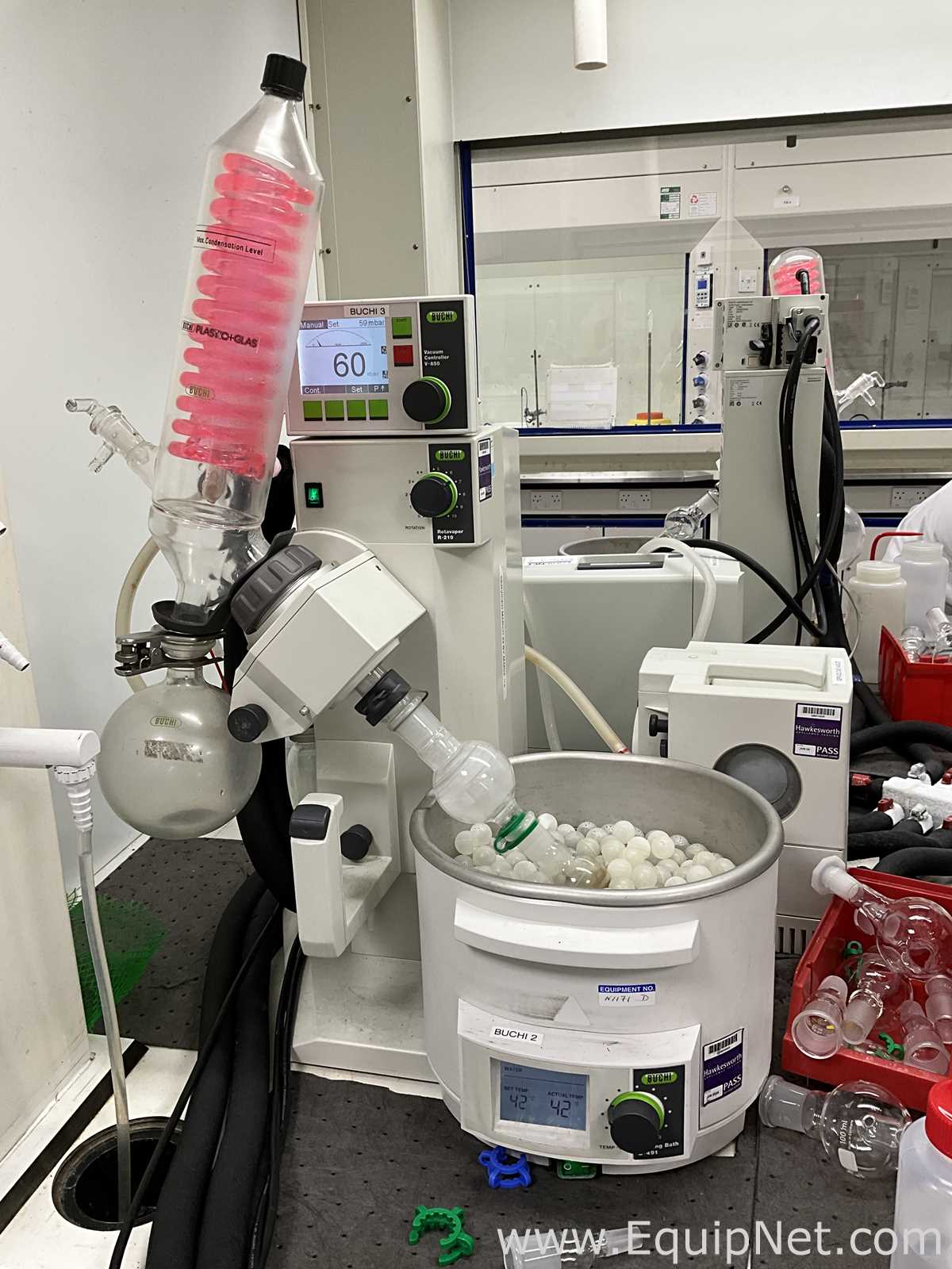 Buchi Labortechnik AG R-210 Evaporator With B-491 Heating Bath V-300 Vacuum Pump and V-850 Interface