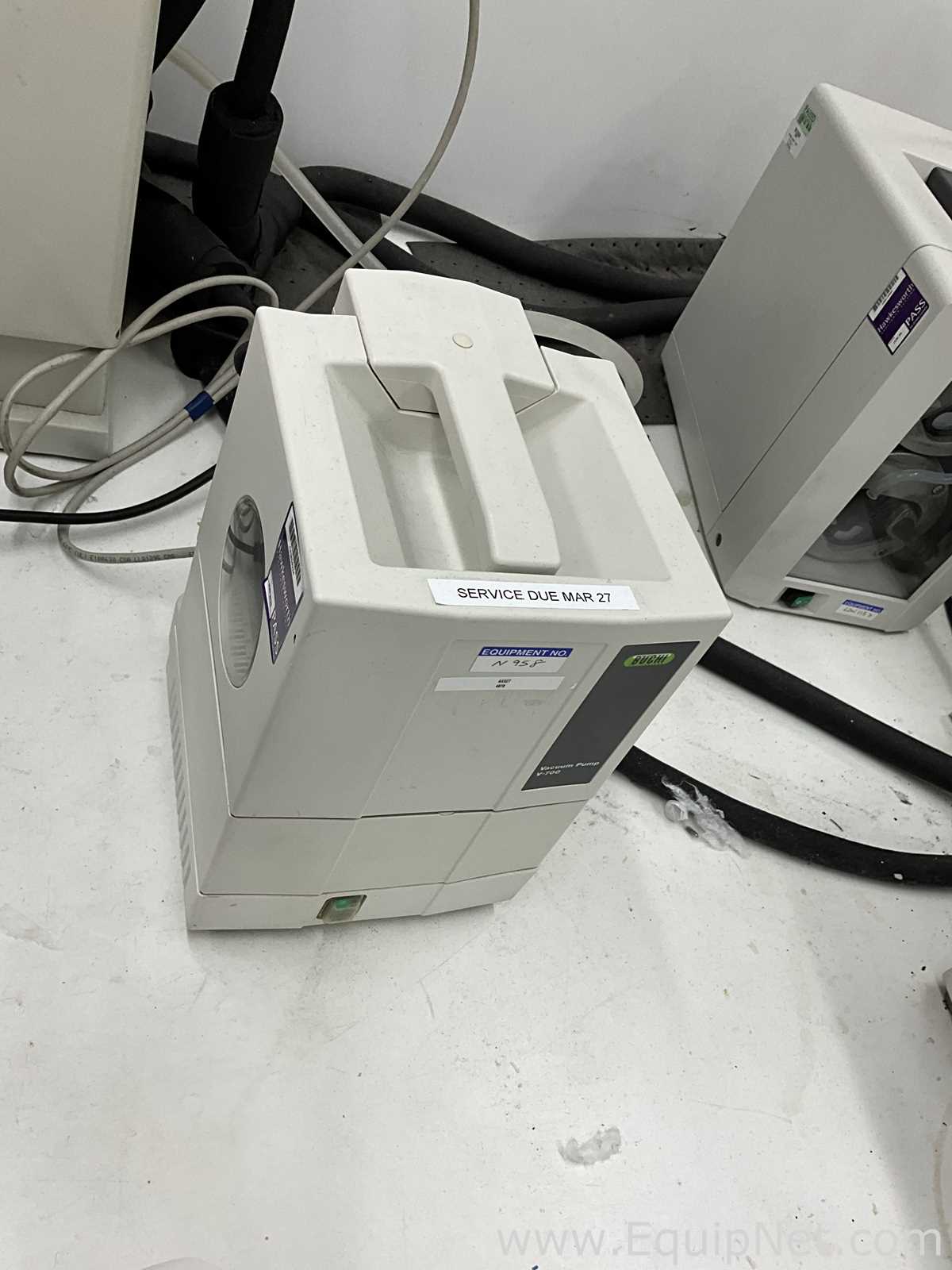 Buchi Labortechnik AG R-210 Evaporator With B-491 Heating Bath V-700 Vacuum Pump and V-850 Interface