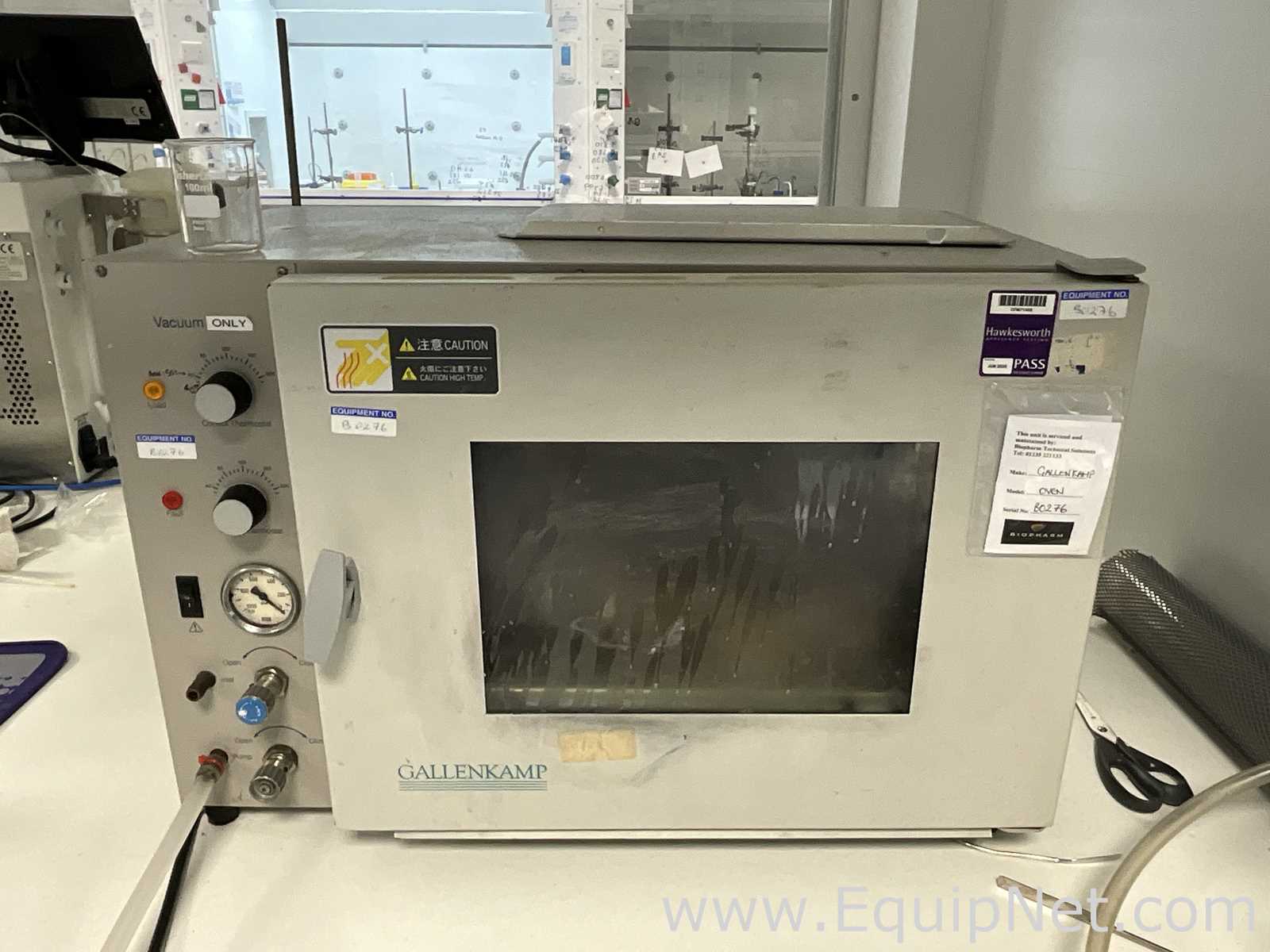 Gallenkamp OVA031.XX1.5 Laboratory Vacuum Oven with Edwards ELab2 Vacuum Pump