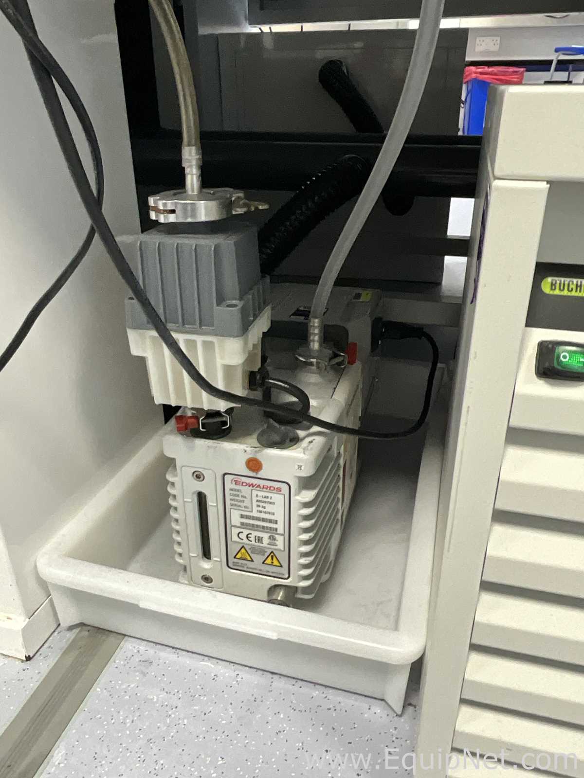 Gallenkamp OVA031.XX1.5 Laboratory Vacuum Oven with Edwards ELab2 Vacuum Pump