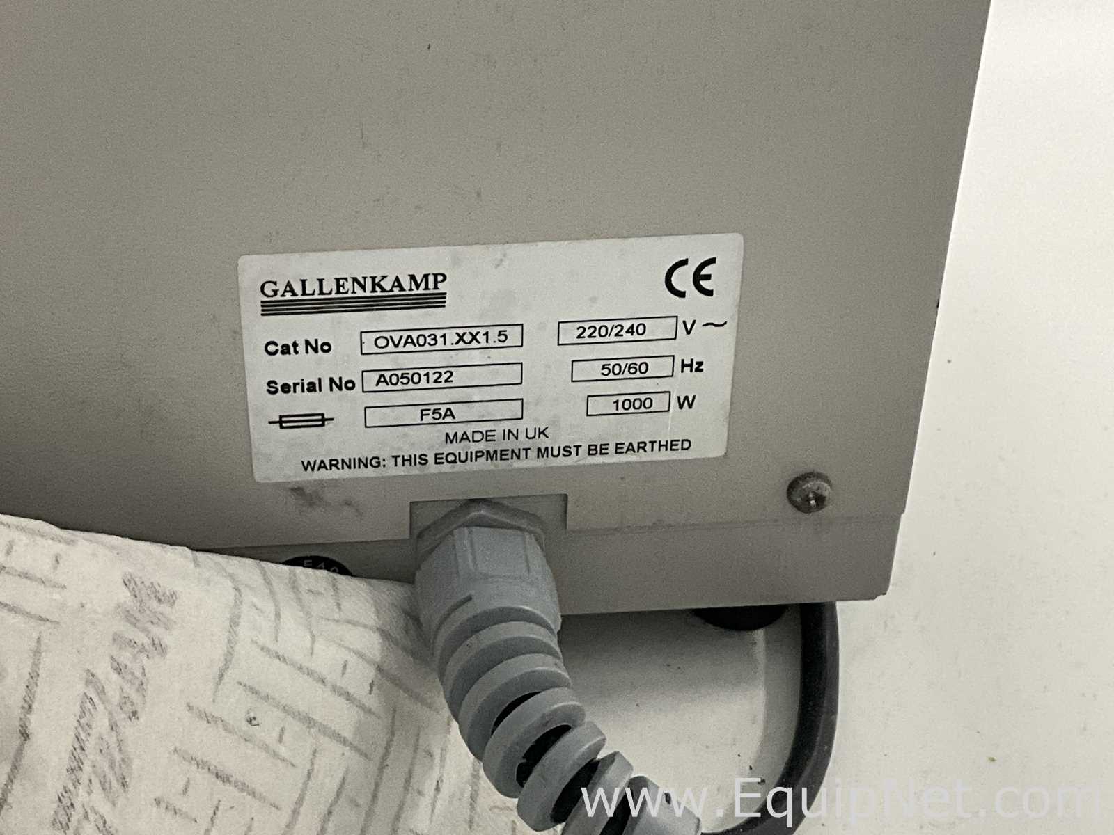Gallenkamp OVA031.XX1.5 Laboratory Vacuum Oven with Edwards ELab2 Vacuum Pump