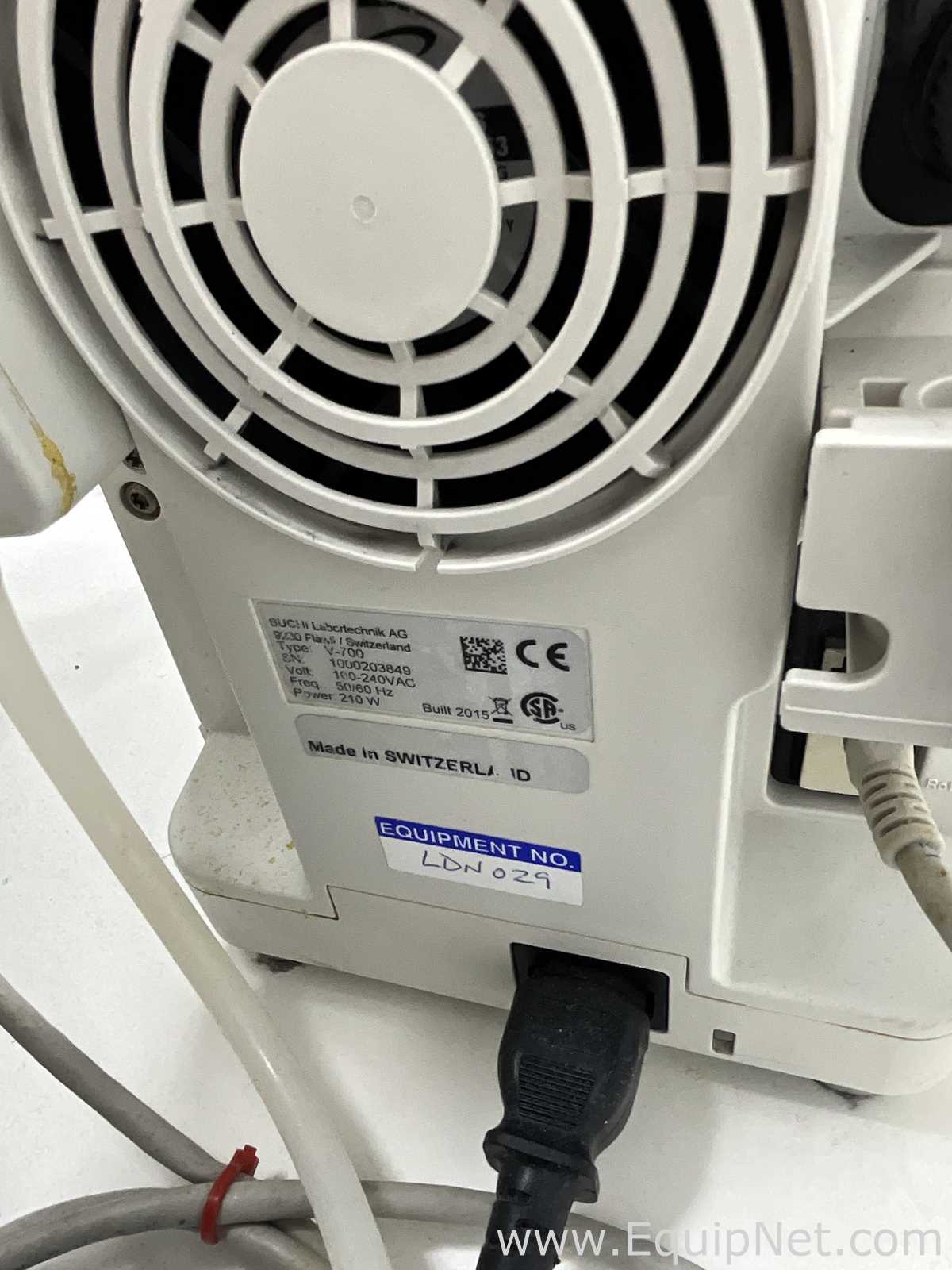 Buchi R-210 Evaporator with B-491 Heating Bath and V-700 Vacuum Pump