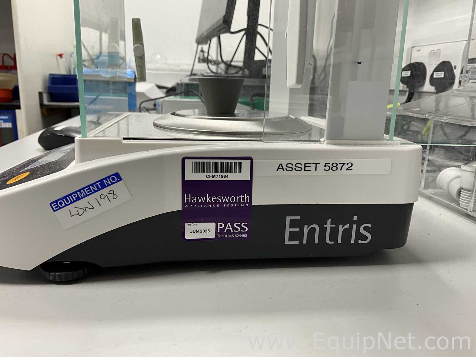 Sartorius ENTRIS224I-1S Analytical Balance with Power Supply