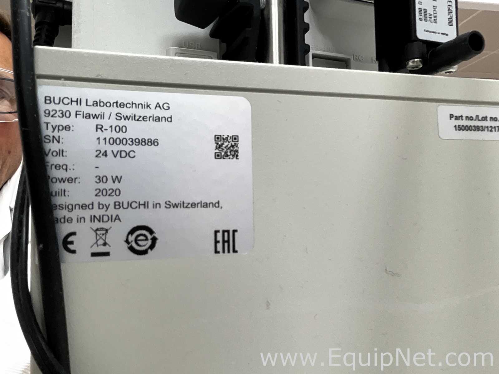 Buchi R-100 Rotary Evaporator with B-100 Heating Bath and V-300 Vacuum Pump