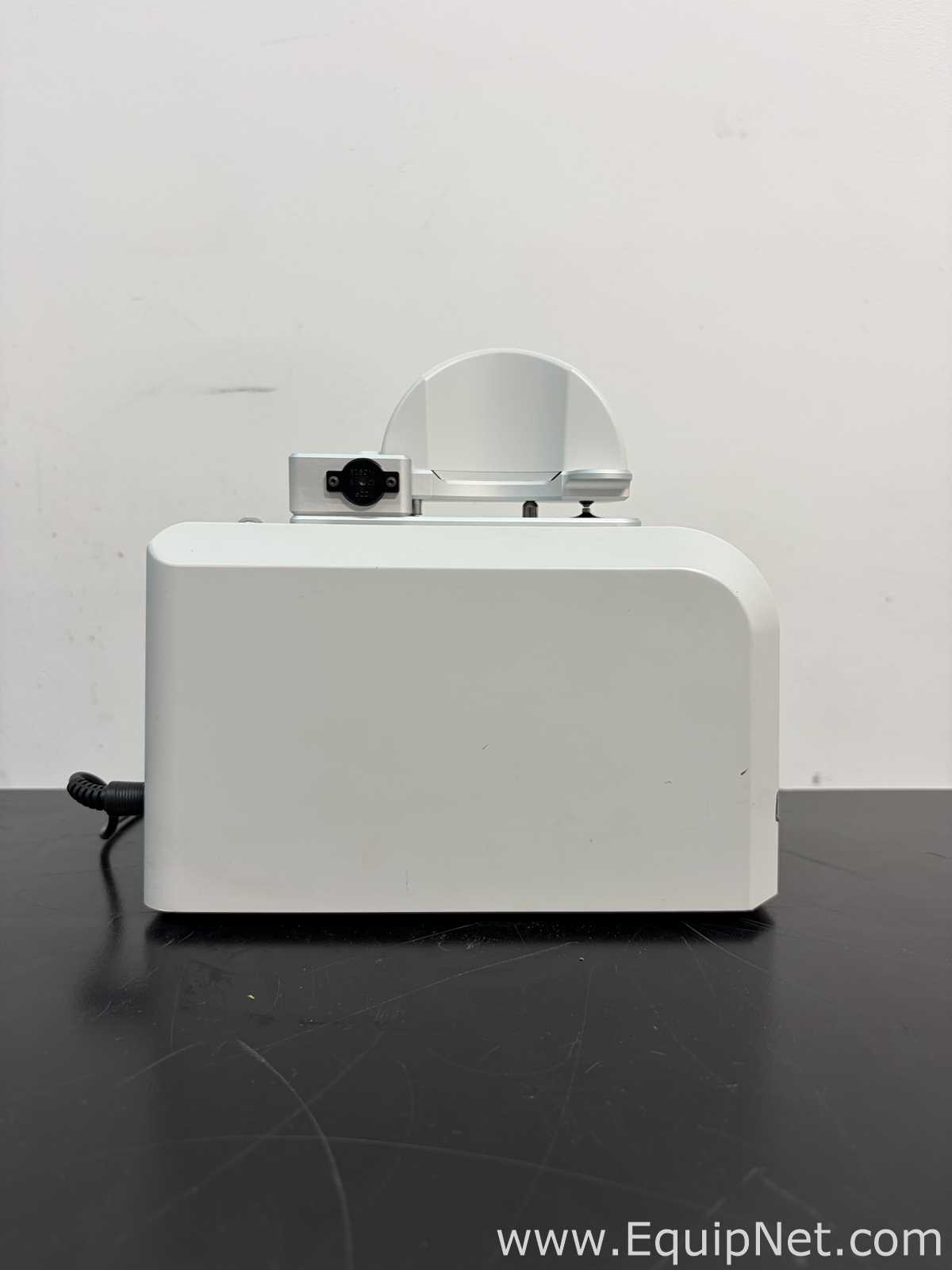 Thermo Scientific NanoDrop 2000 UV-Vis Spectrophotometer