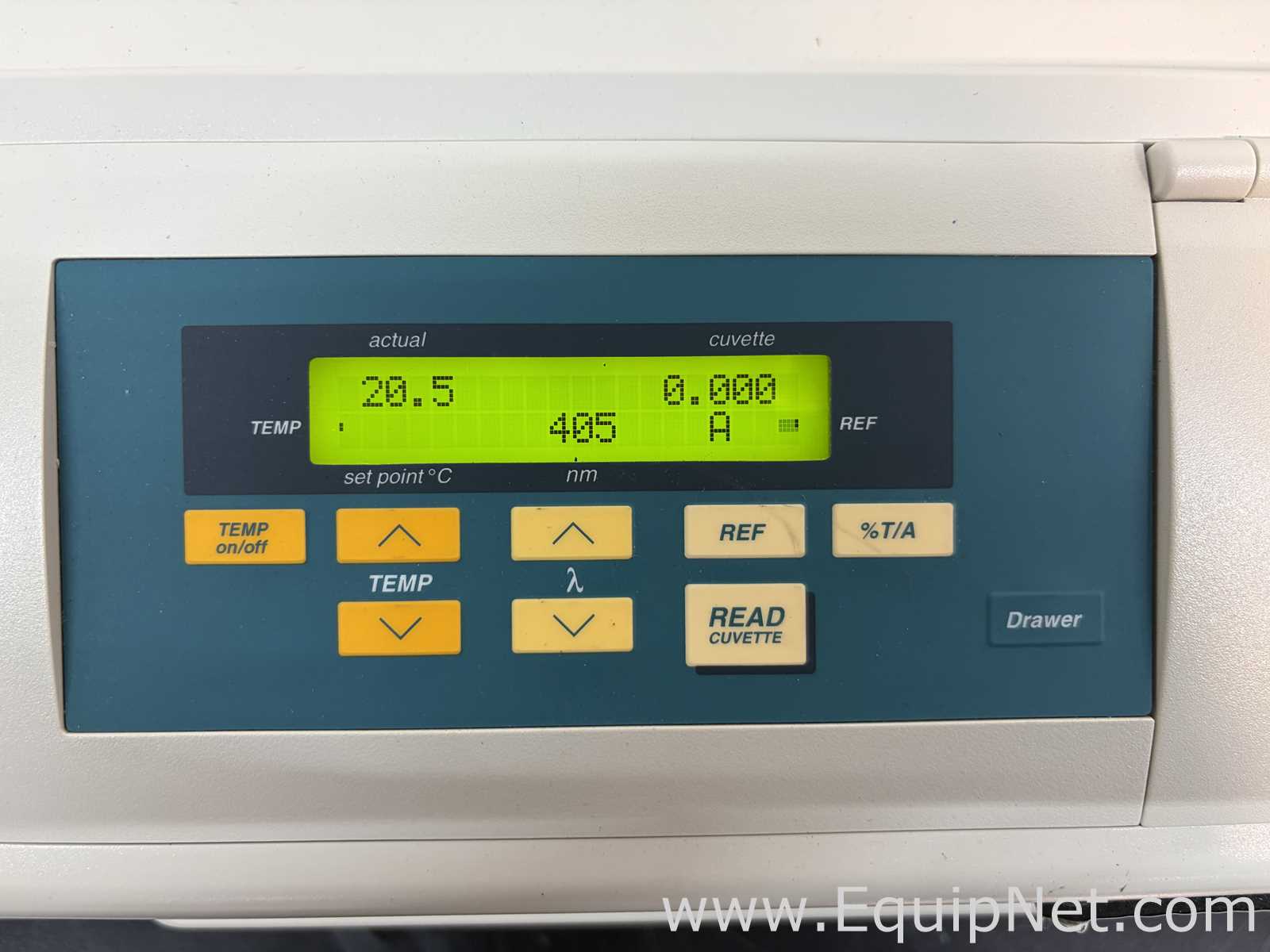 Molecular Devices Spectra Max 384 Plus Microplate Spectrophotometer With StakMax Microplate Handler