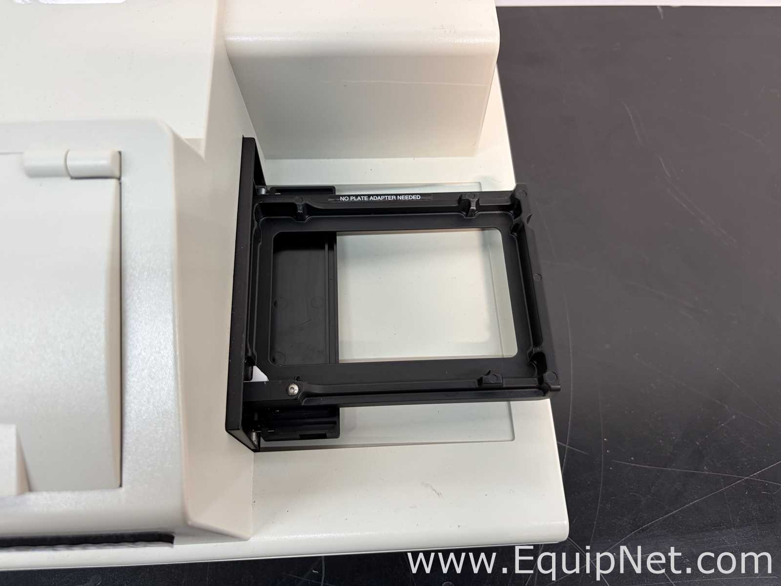 Molecular Devices Spectra Max 384 Plus Microplate Spectrophotometer With StakMax Microplate Handler