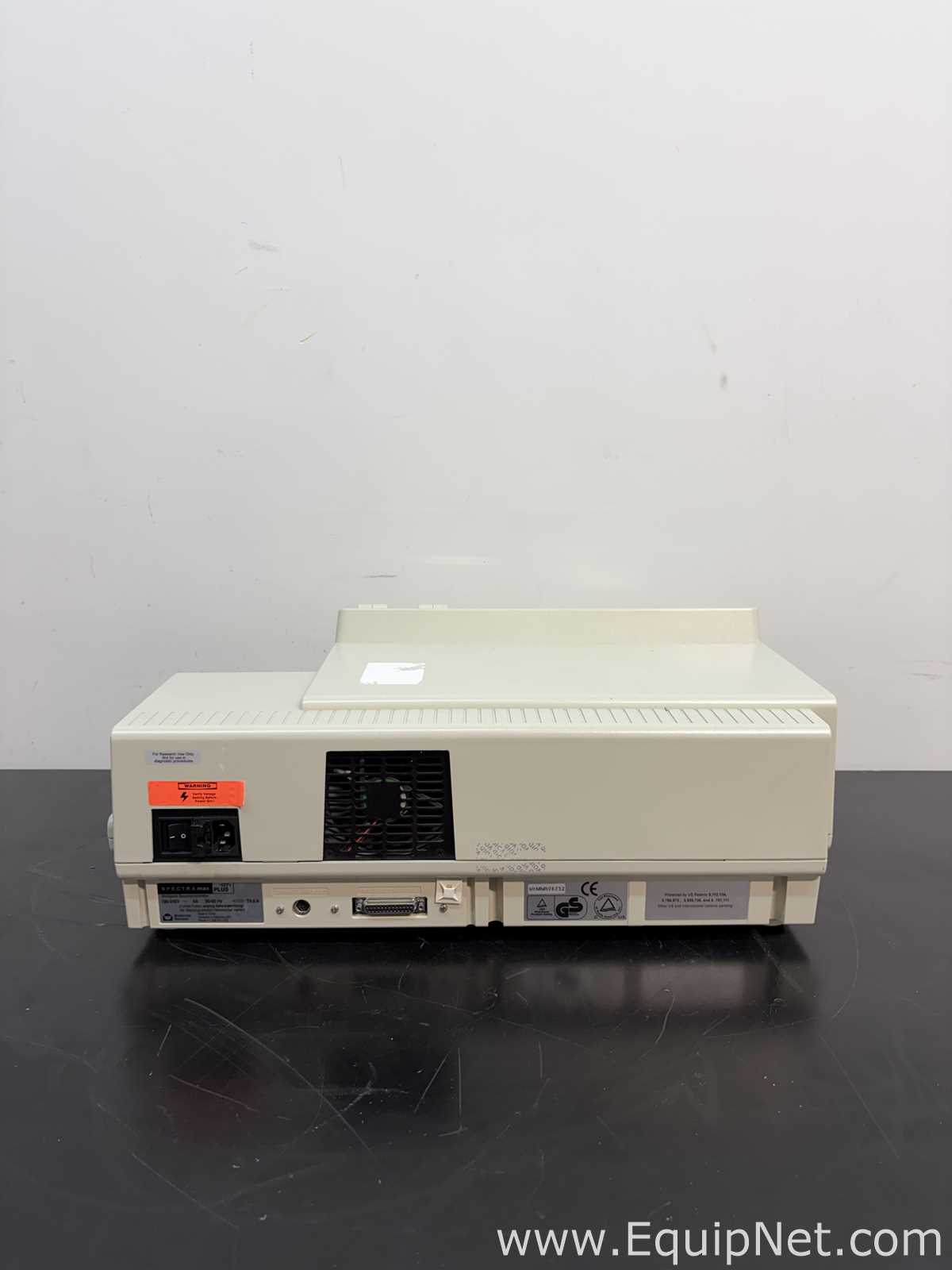 Molecular Devices Spectra Max 384 Plus Microplate Spectrophotometer With StakMax Microplate Handler