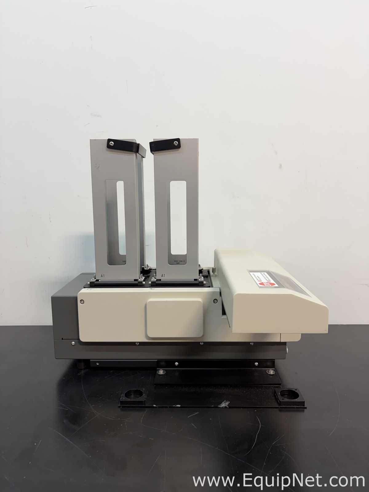 Molecular Devices Spectra Max 384 Plus Microplate Spectrophotometer With StakMax Microplate Handler