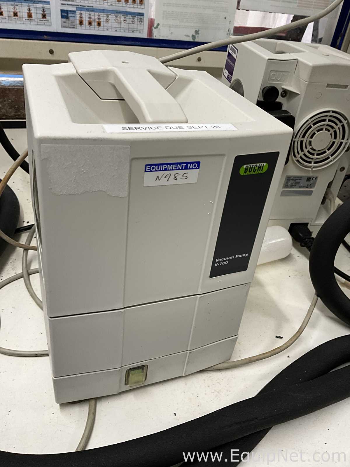 Buchi Labortechnik AG R-210 Evaporator With B-491 Heating Bath V-700 Vacuum Pump and V-850 Interface