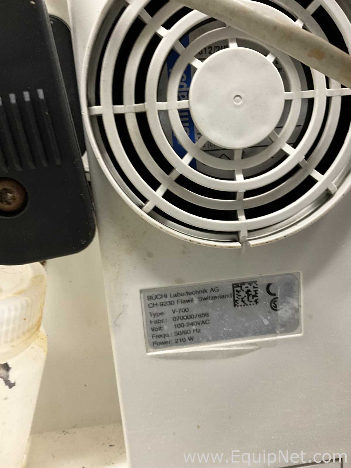 Buchi Labortechnik AG R-210 Evaporator With B-491 Heating Bath V-700 Vacuum Pump and V-850 Interface