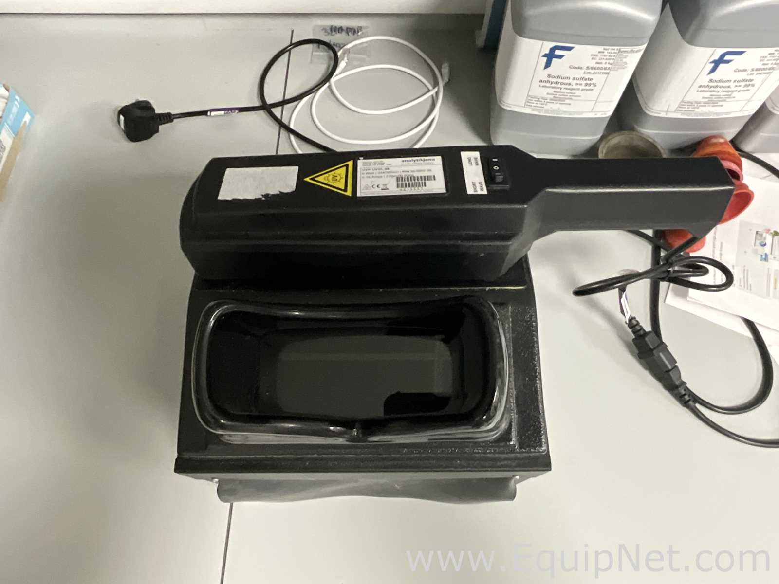 Analytik Jena US UVP Chromato-Vue Cabinet and UVP UVGL-58 Lamp