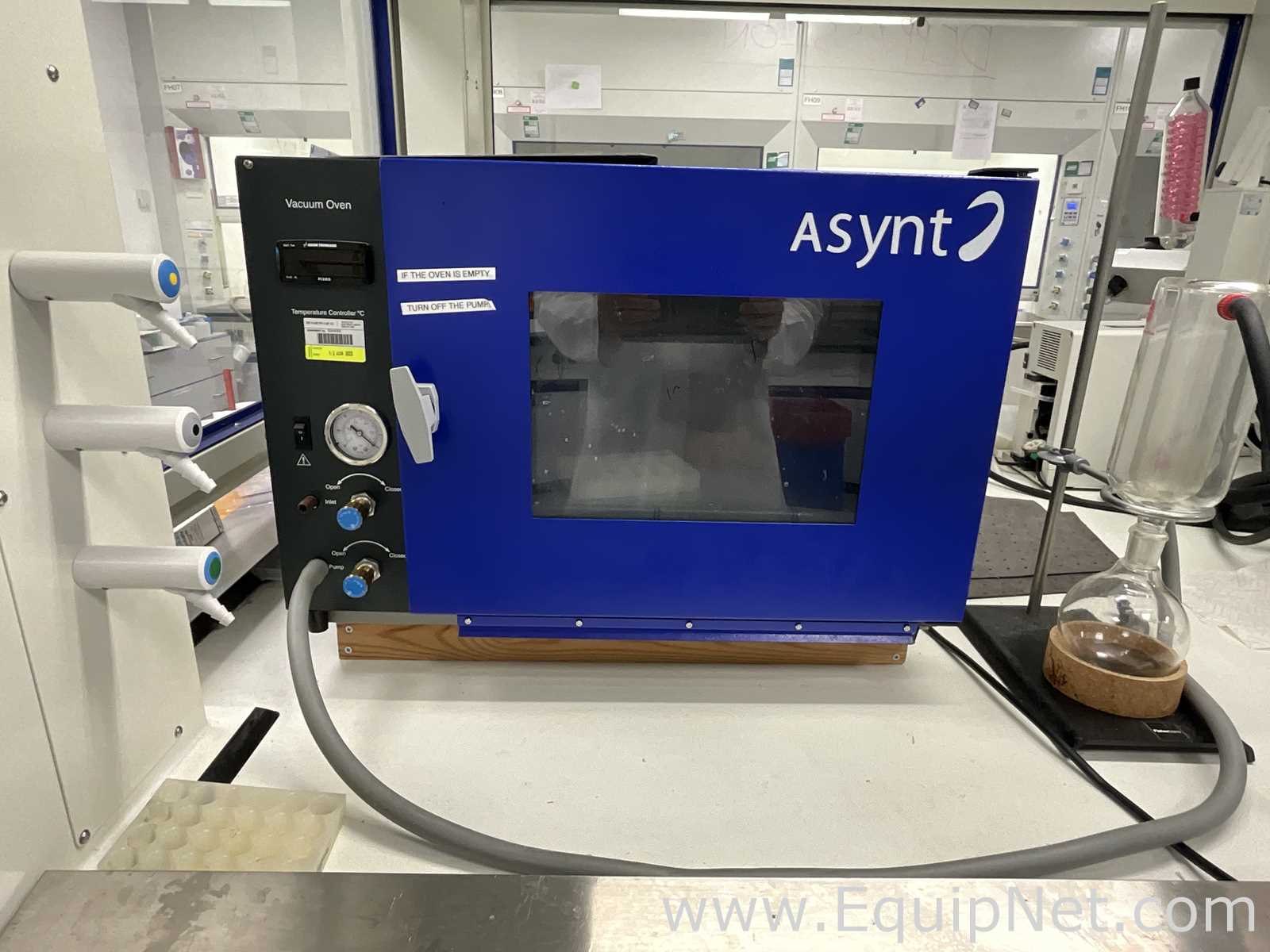Fistreem ASY031.XX3.5 Laboratory Vacuum Oven with Edwards Vacuum Pump