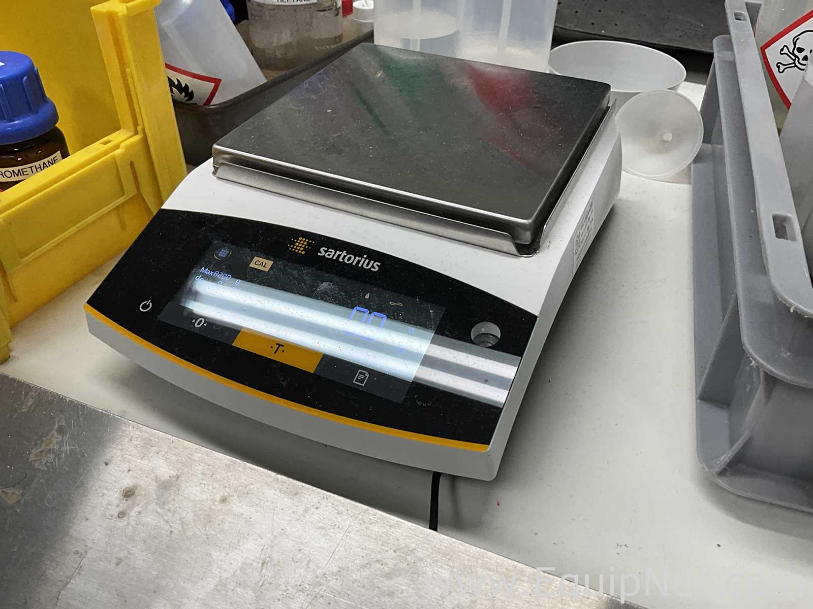 Sartorius BCE8201-1S 8200 Gram Balance