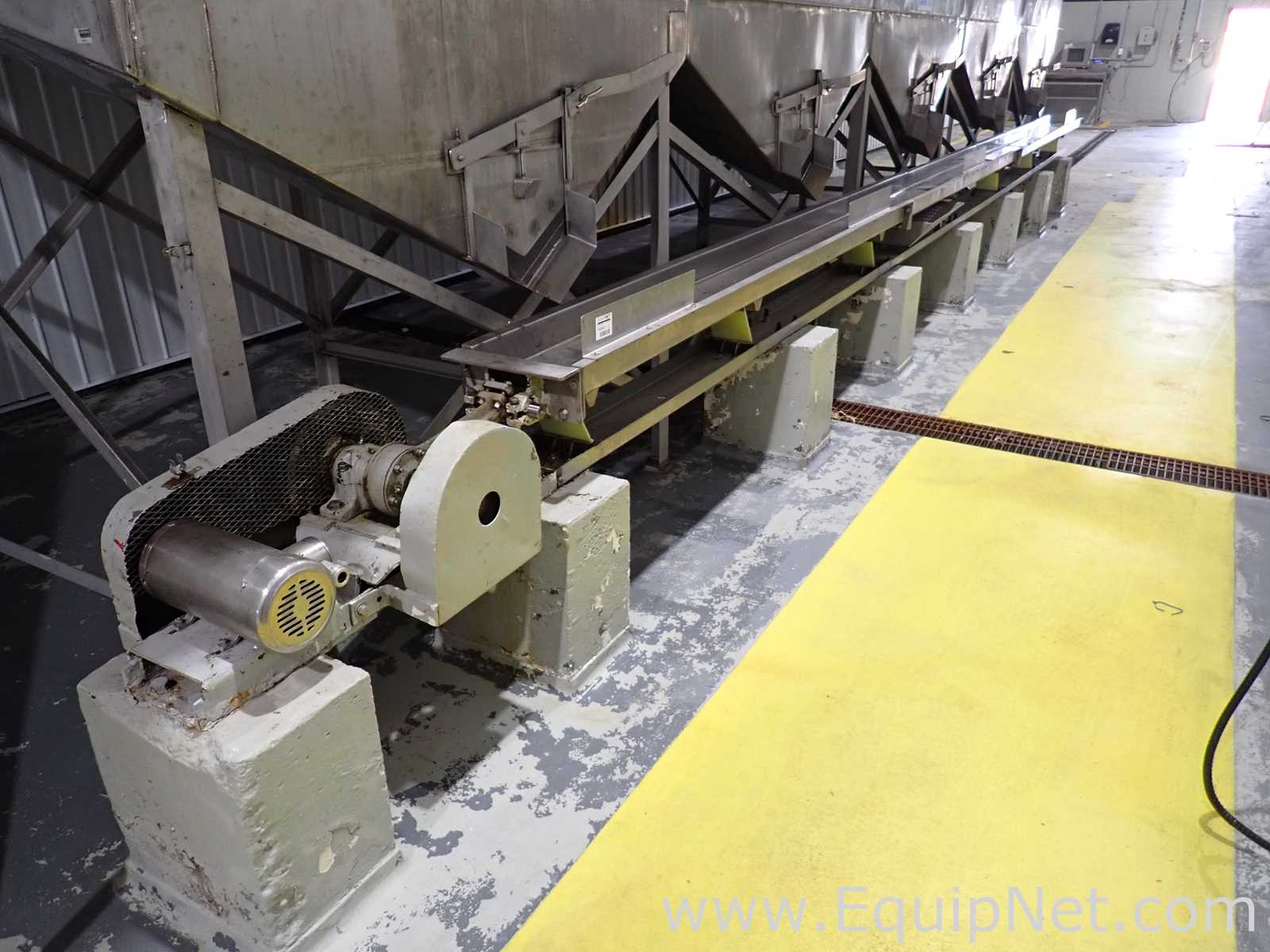 Long Stainless Steel Vibratory Conveyor 09-14