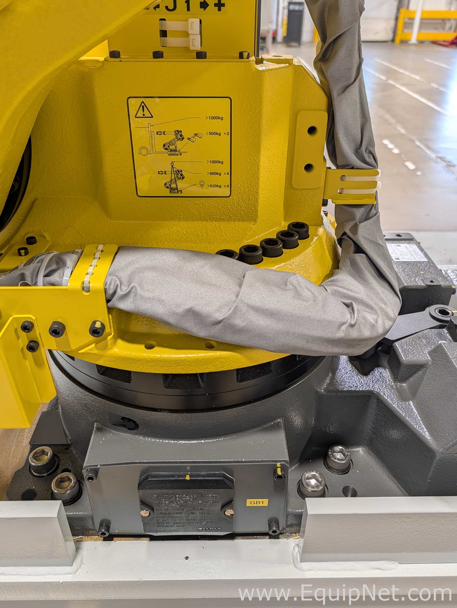 Fanuc Corporation R-1000iA/80H Material Handling Robot with R-30iB Plus Controller and Teach Pendant