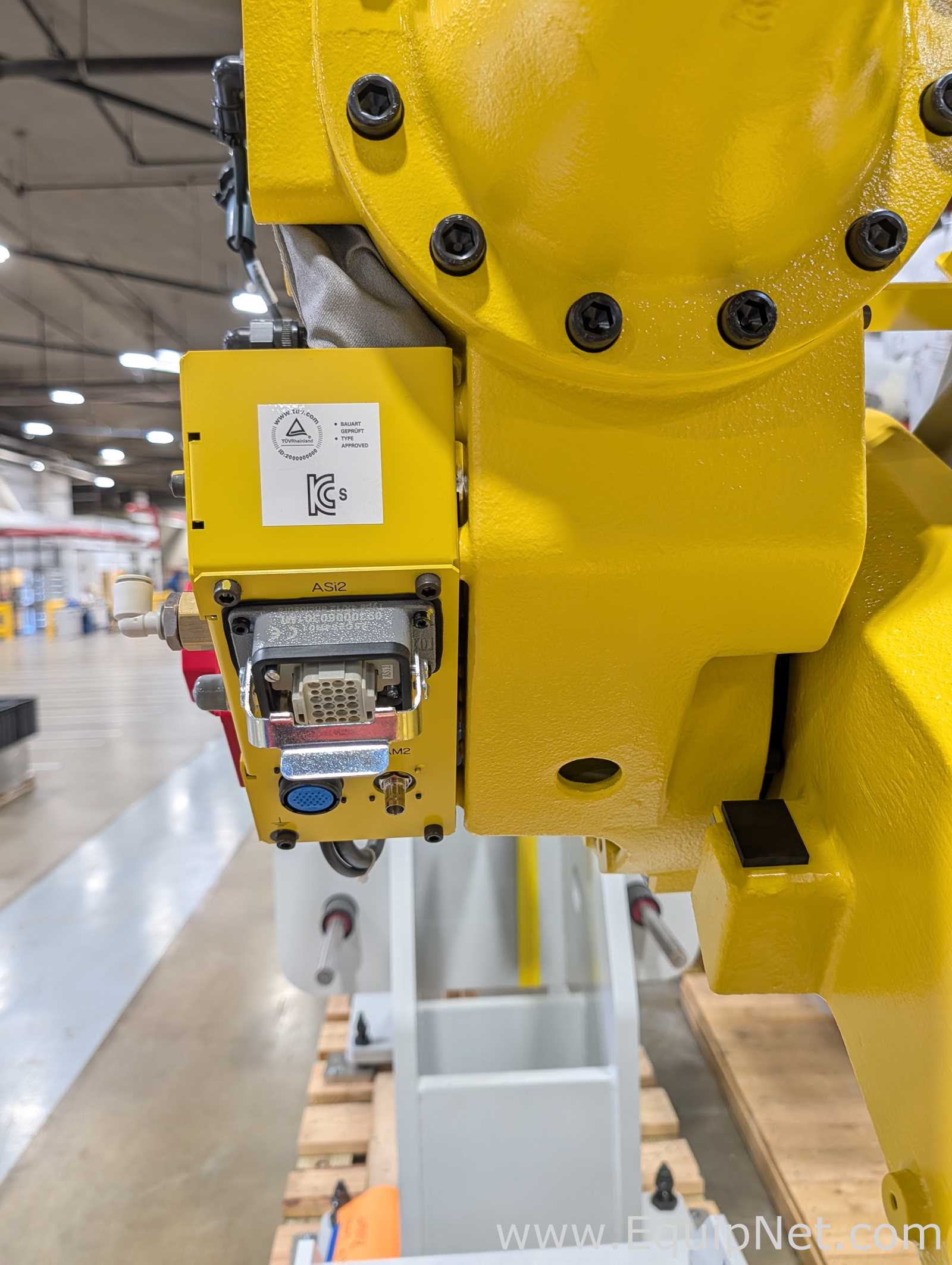 Fanuc Corporation R-1000iA/80H Material Handling Robot with R-30iB Plus Controller and Teach Pendant